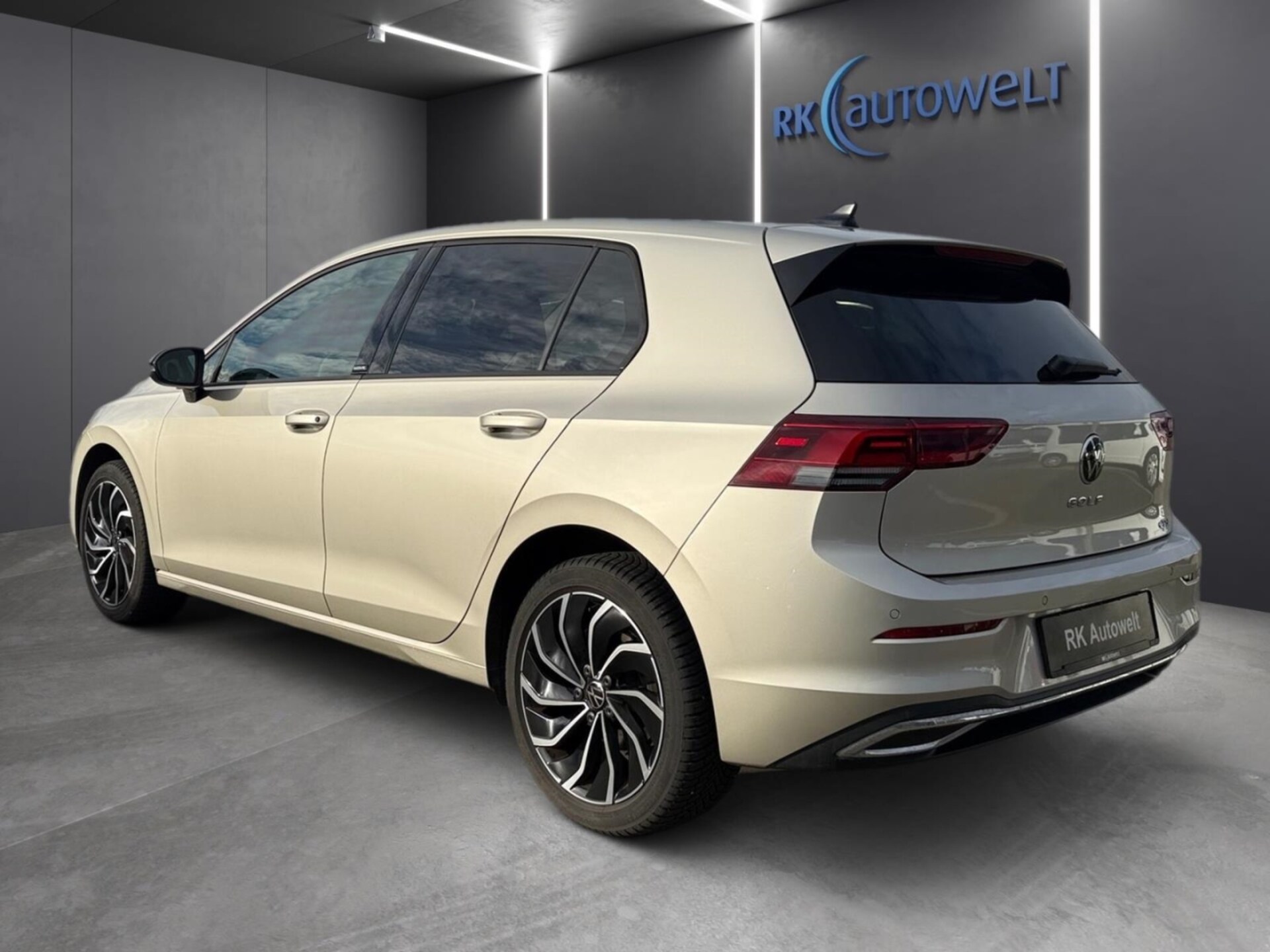 Volkswagen Golf MOVE