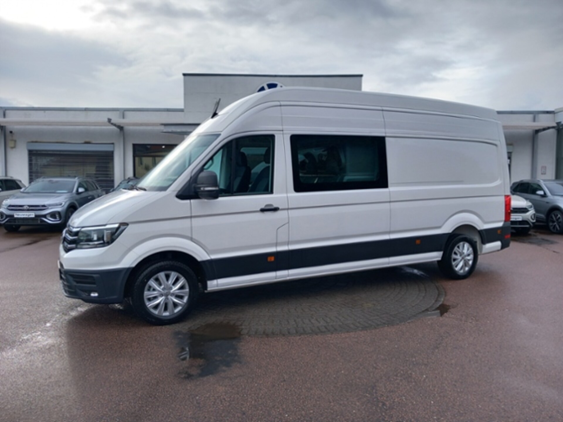 Volkswagen Crafter Kasten langer Radstand