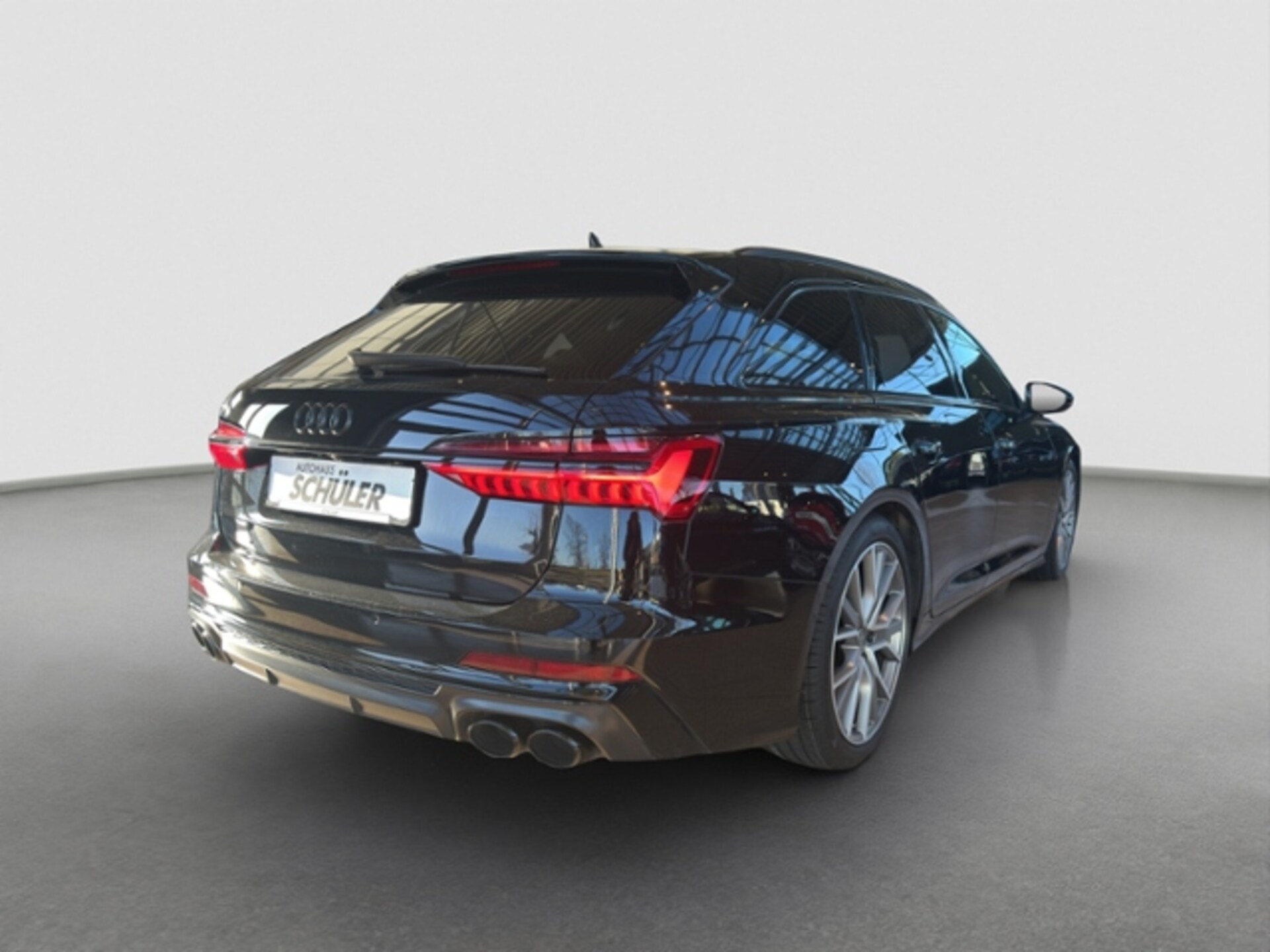 Audi S6 Avant
