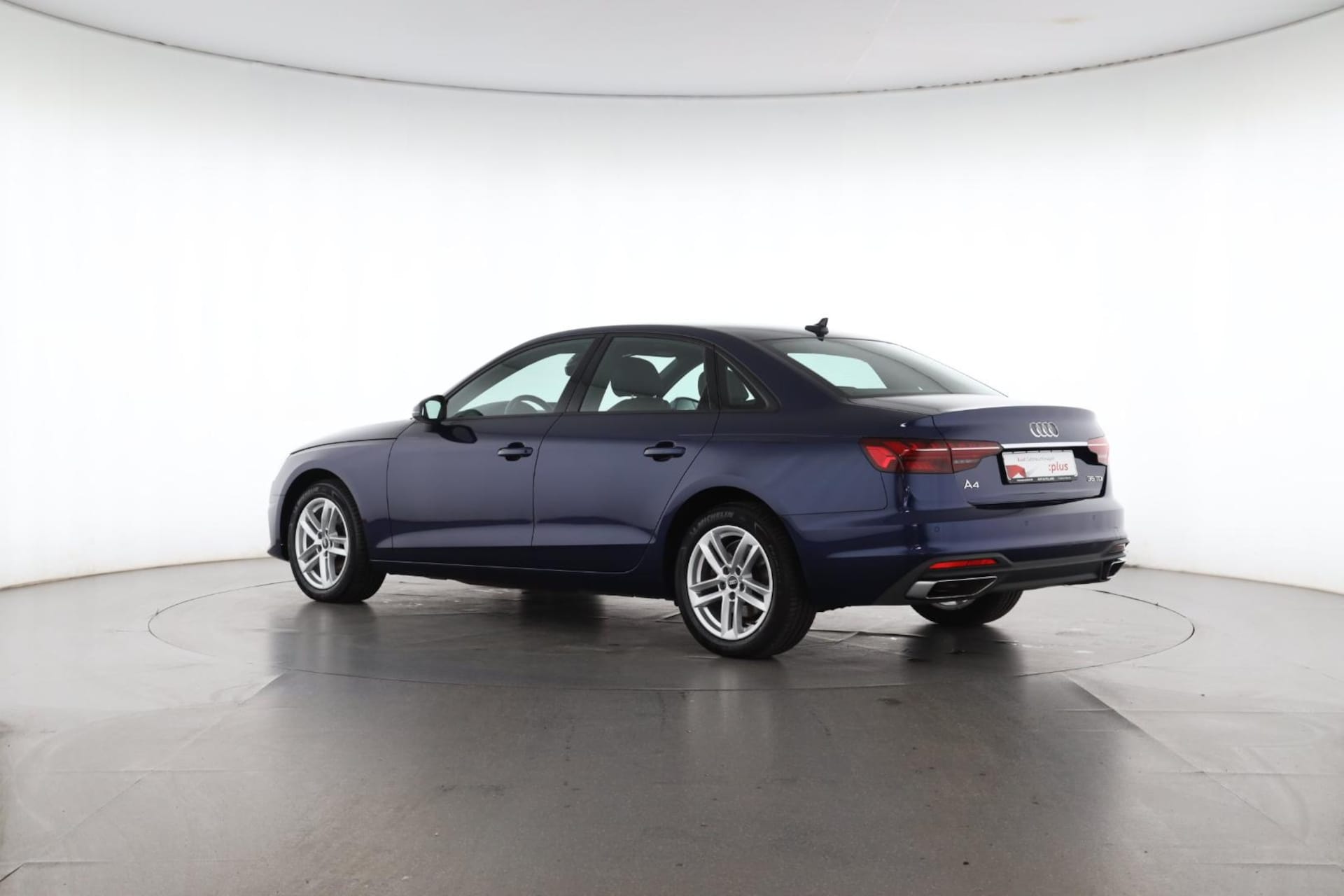 Audi A4 Limousine