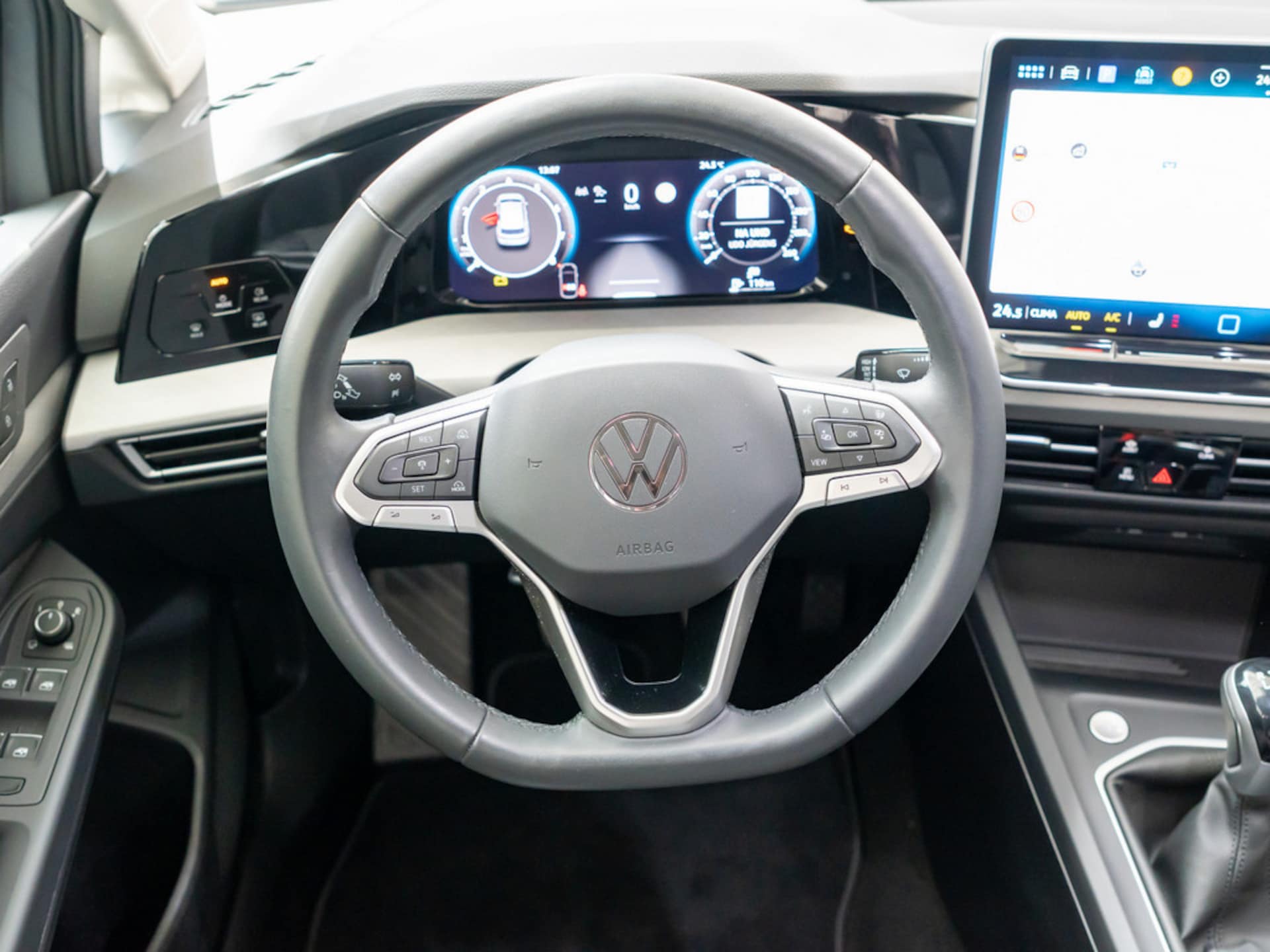 Volkswagen Golf Life