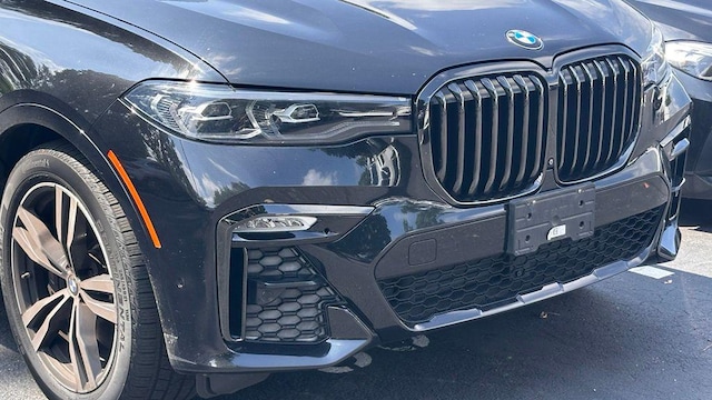 2021 BMW X7