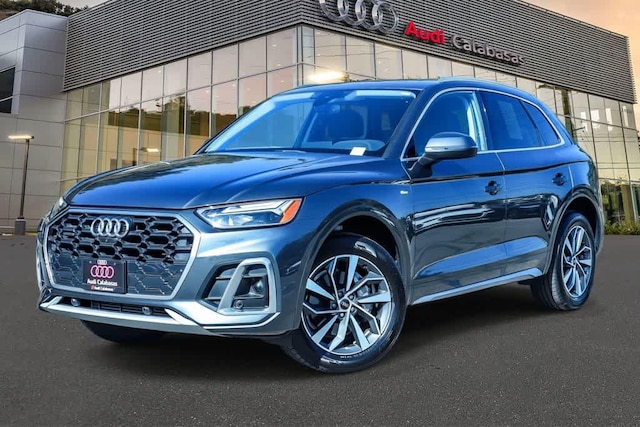 Photo of 2023 Audi Q5