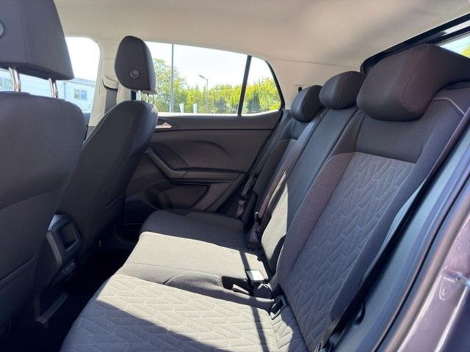 Volkswagen T-Cross – Bild 13
