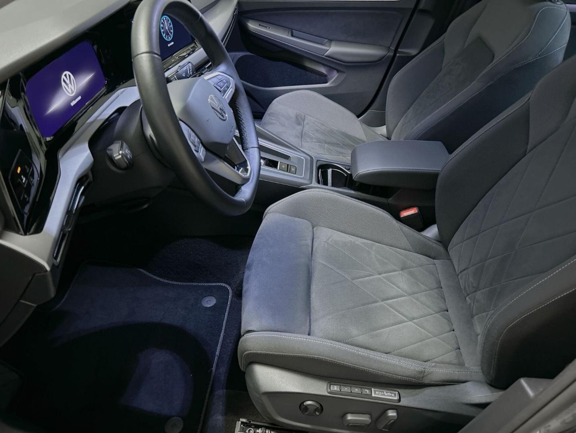 Volkswagen Golf Variant Life
