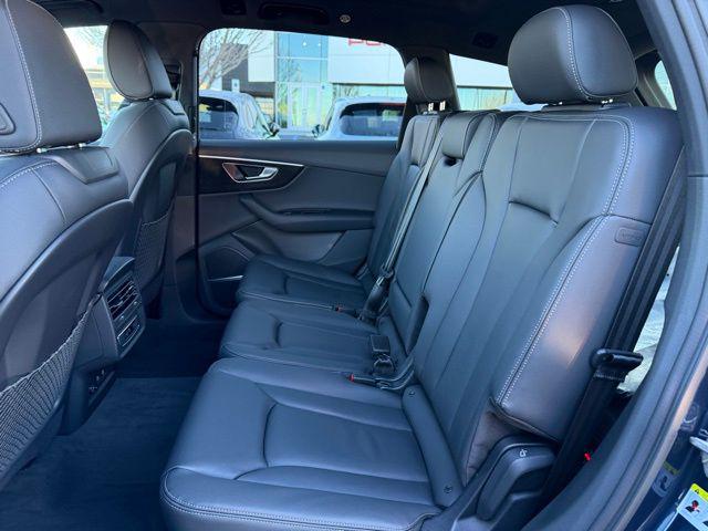 2026 Audi Q7 Premium - Photo 24