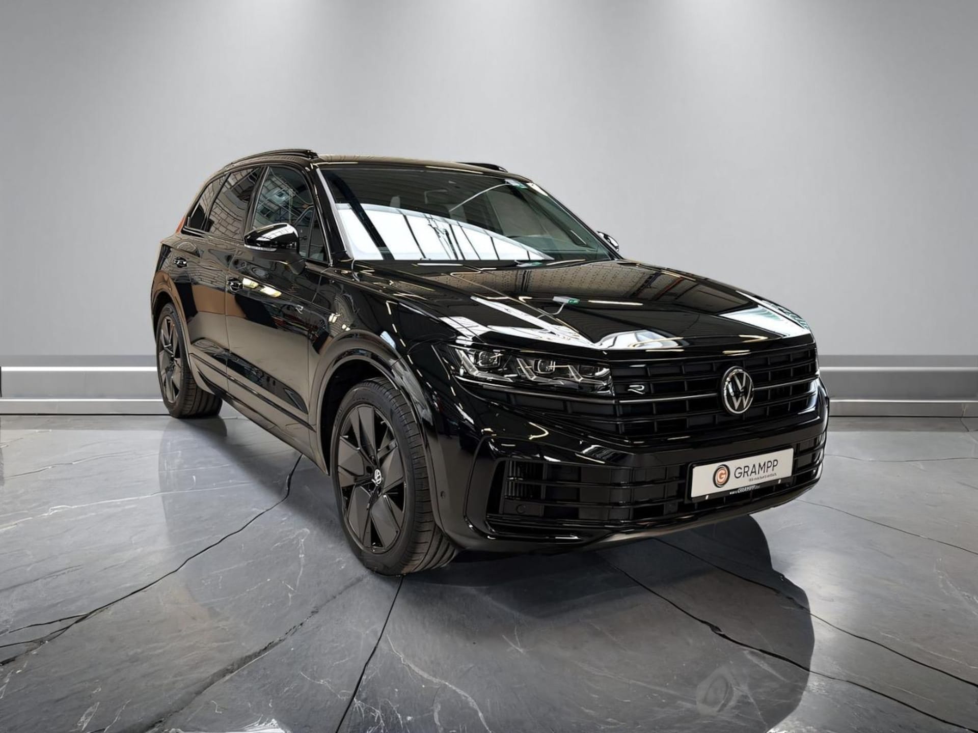 Volkswagen Touareg R