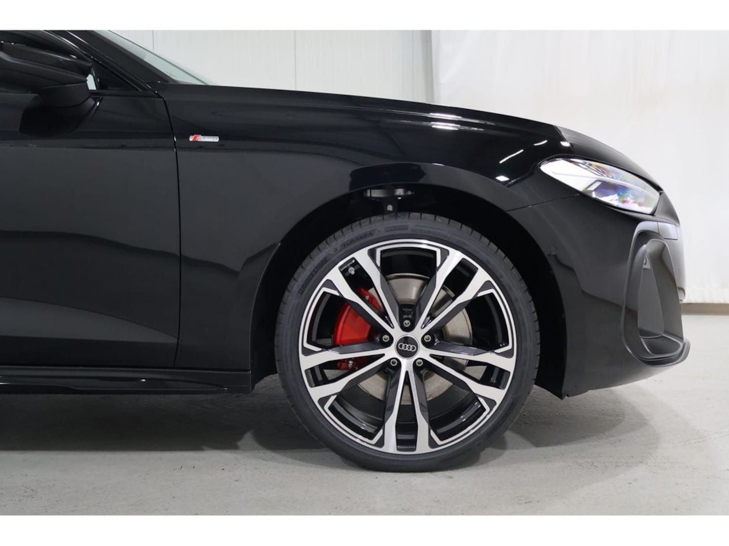 Bild über Audi A5 Avant TDI quattro 150 kW S tronic - für weitere Informationen kontaktieren Sie den Audi Partner