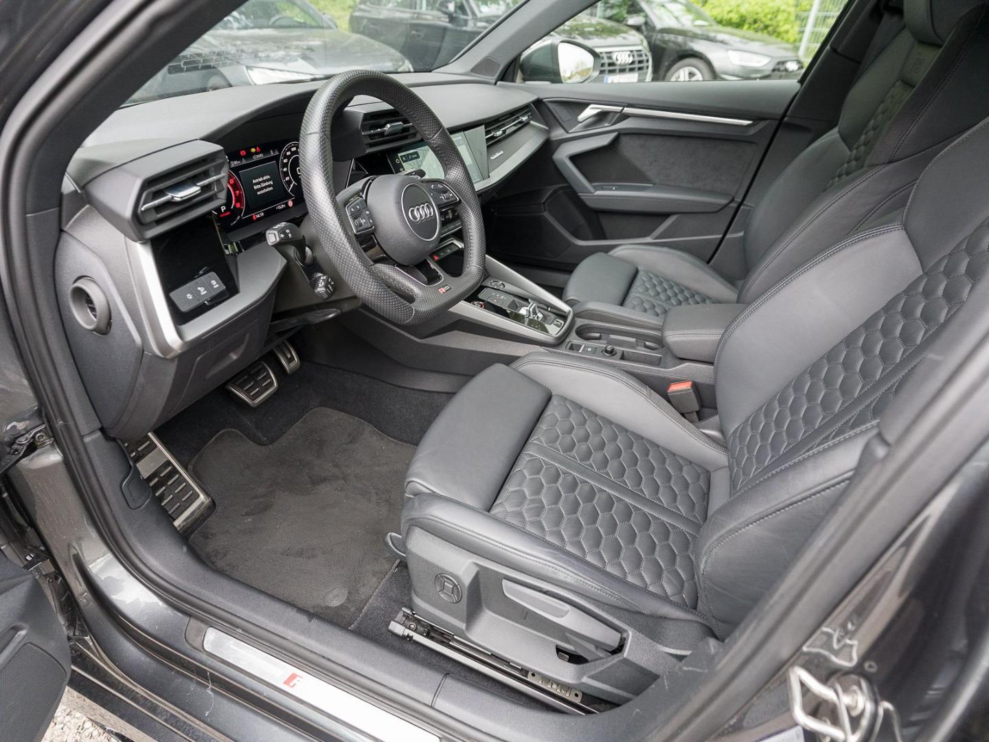 Image about Audi RS 3 Sportback TFSI quattro S tronic