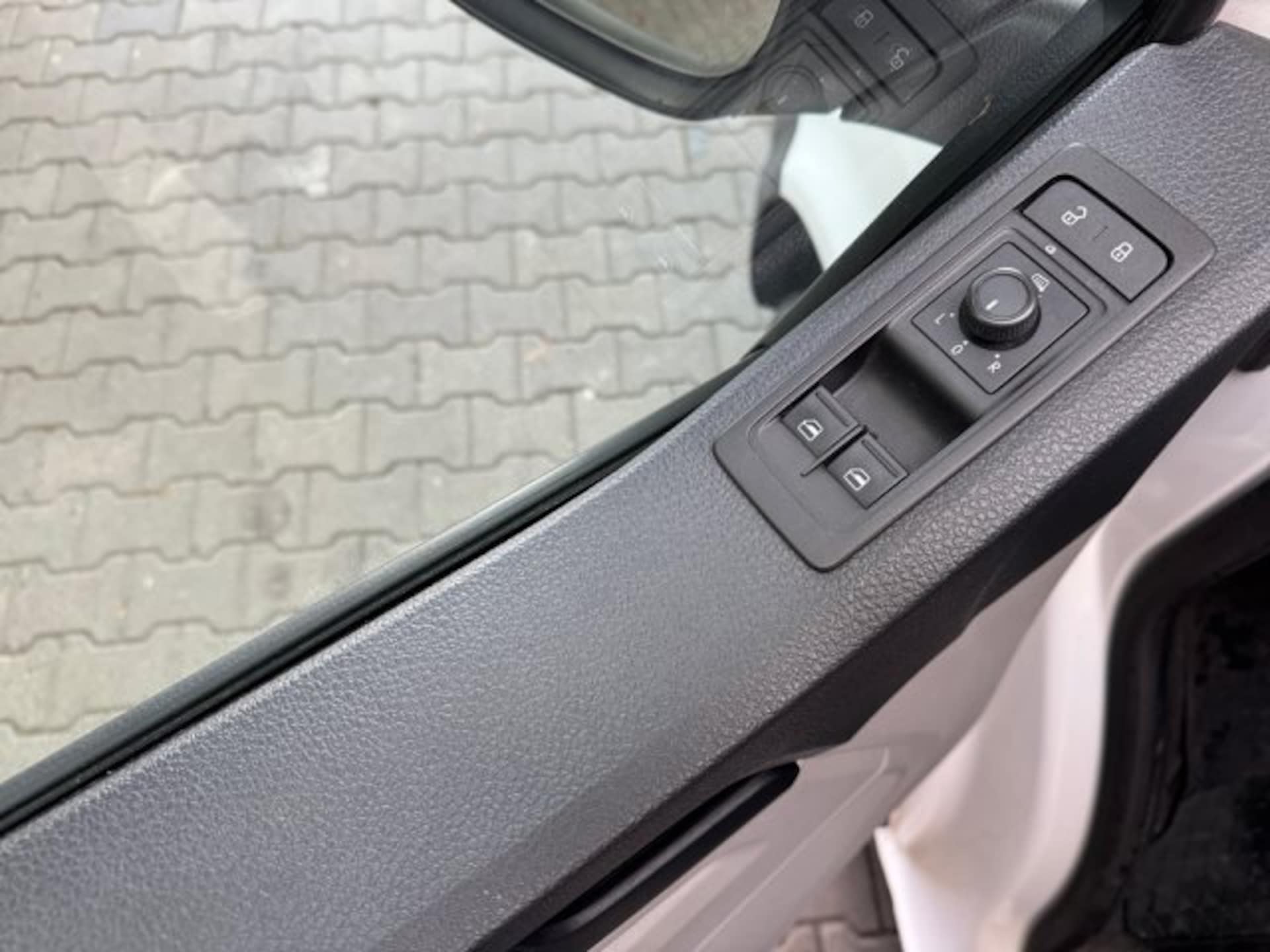 Volkswagen T6 Transporter Kasten langer Radstand