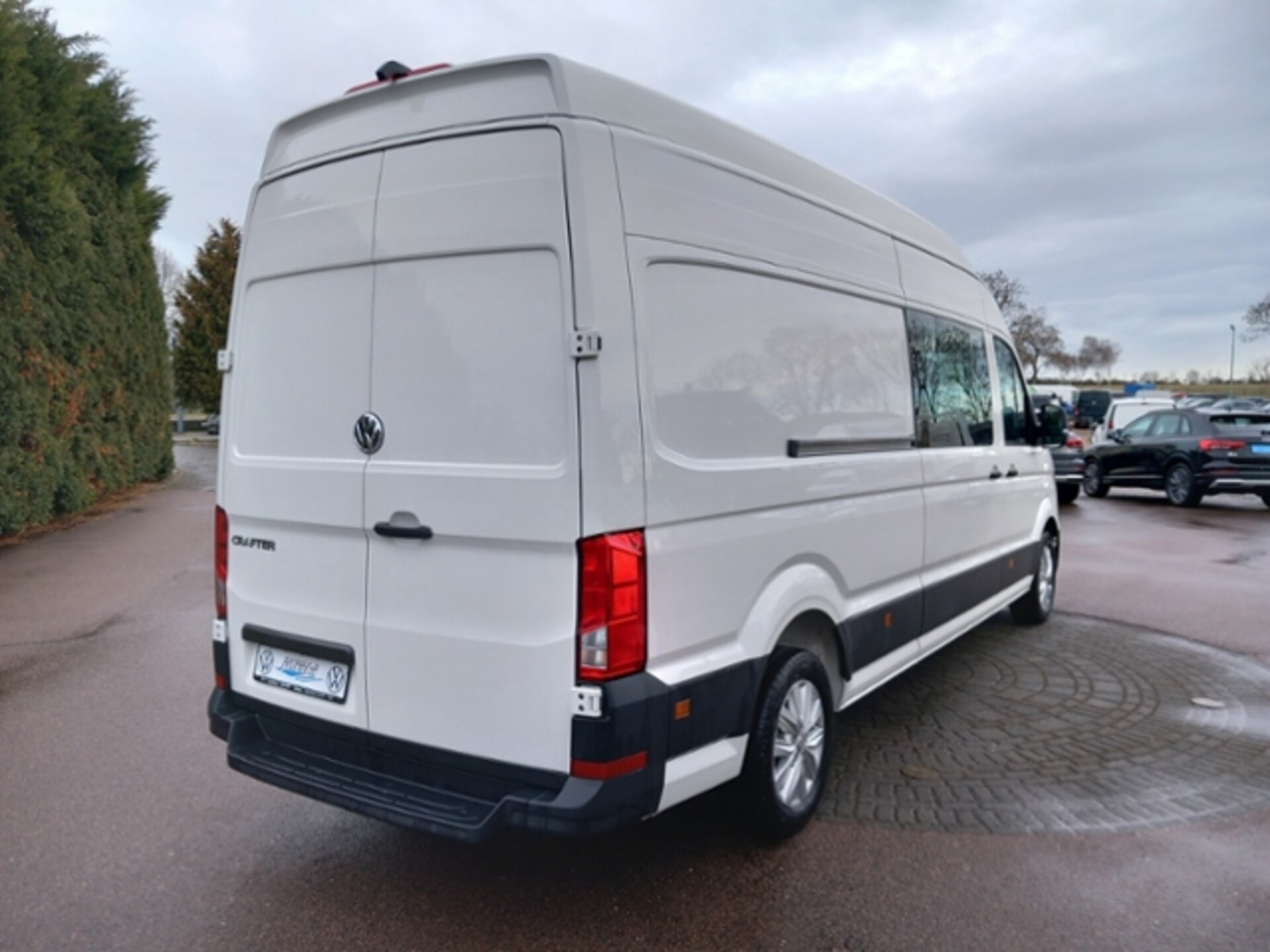 Volkswagen Crafter Kasten langer Radstand