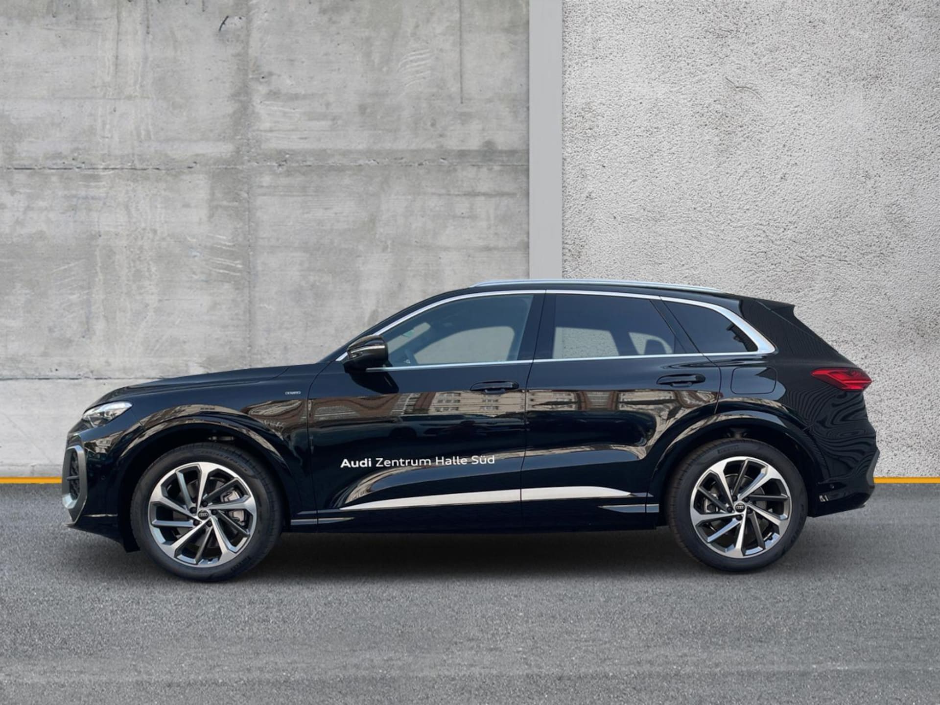 Audi Q5 SUV e-hybrid