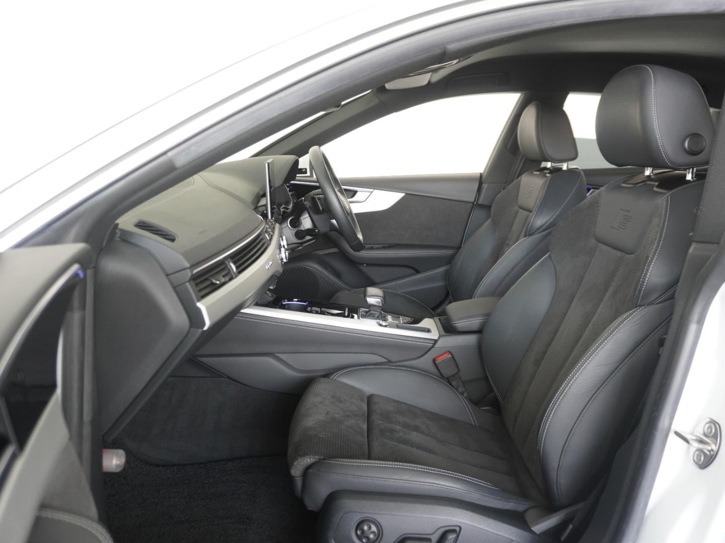 Audi A5 Sportback 40 TDI quattro S line 140(190) kW(PS) S tronic for more details contact your dealer