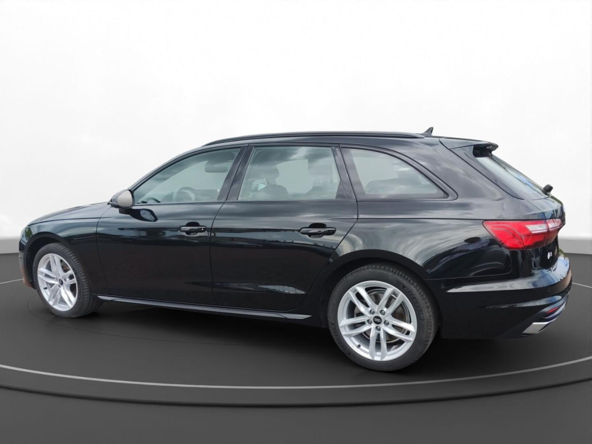 Audi A4 Avant Advanced