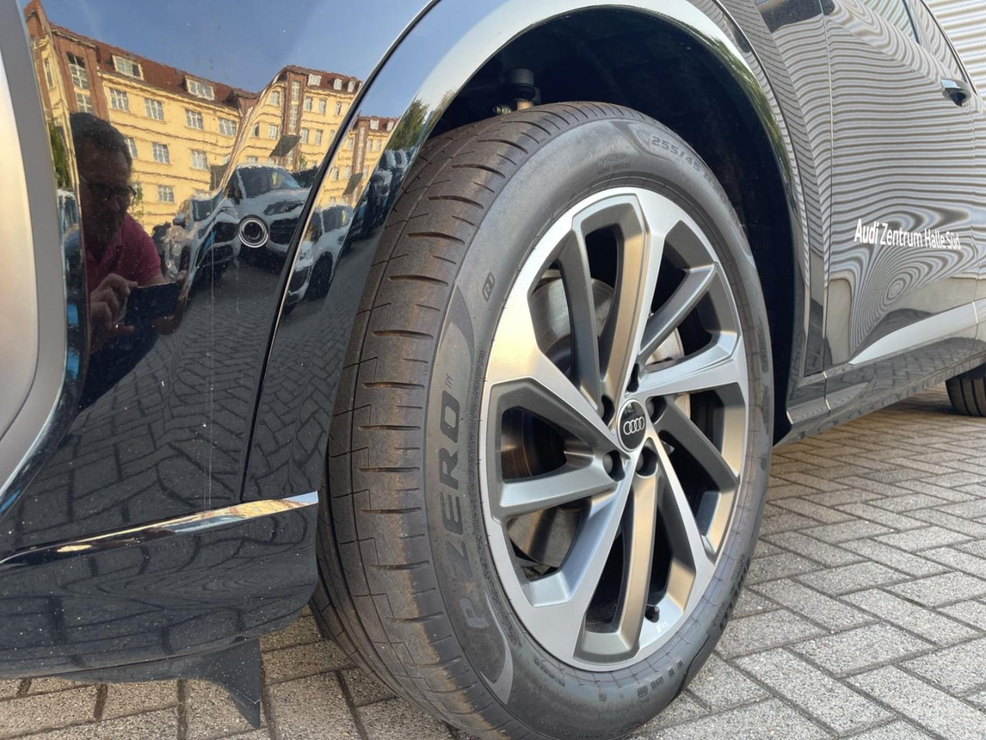Audi Q5 SUV e-hybrid