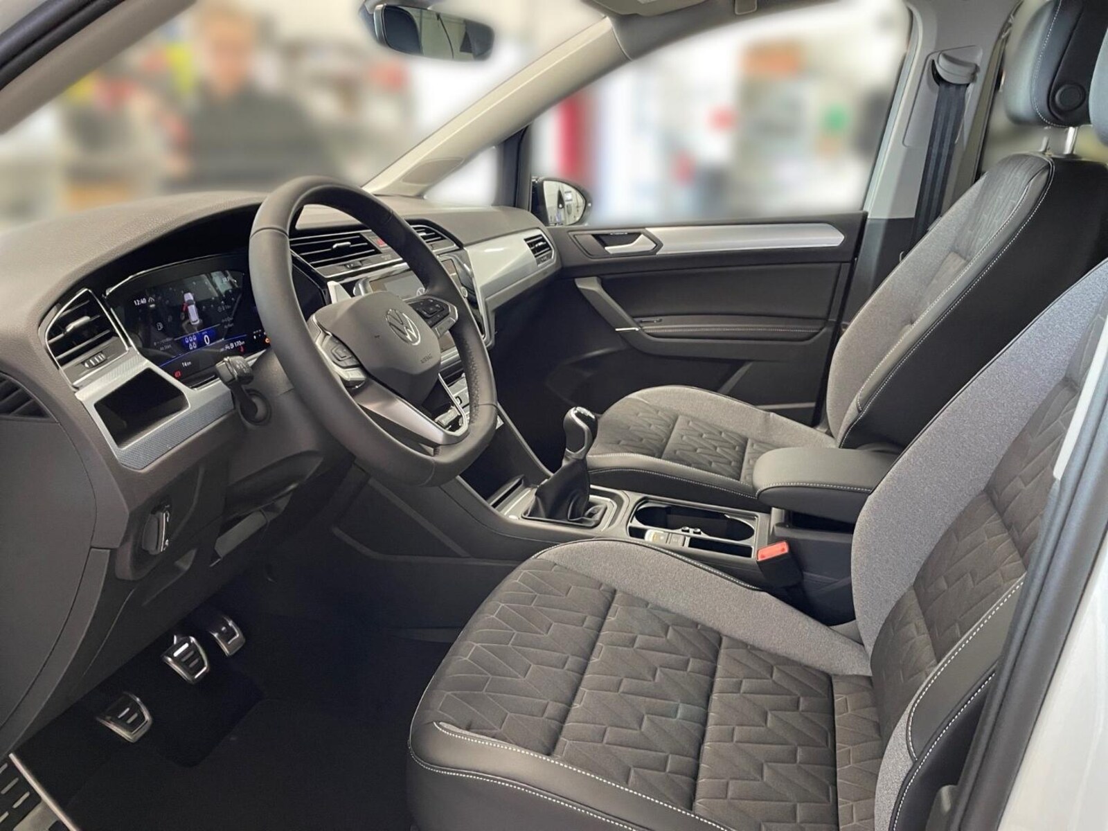 Volkswagen Touran – Bild 10