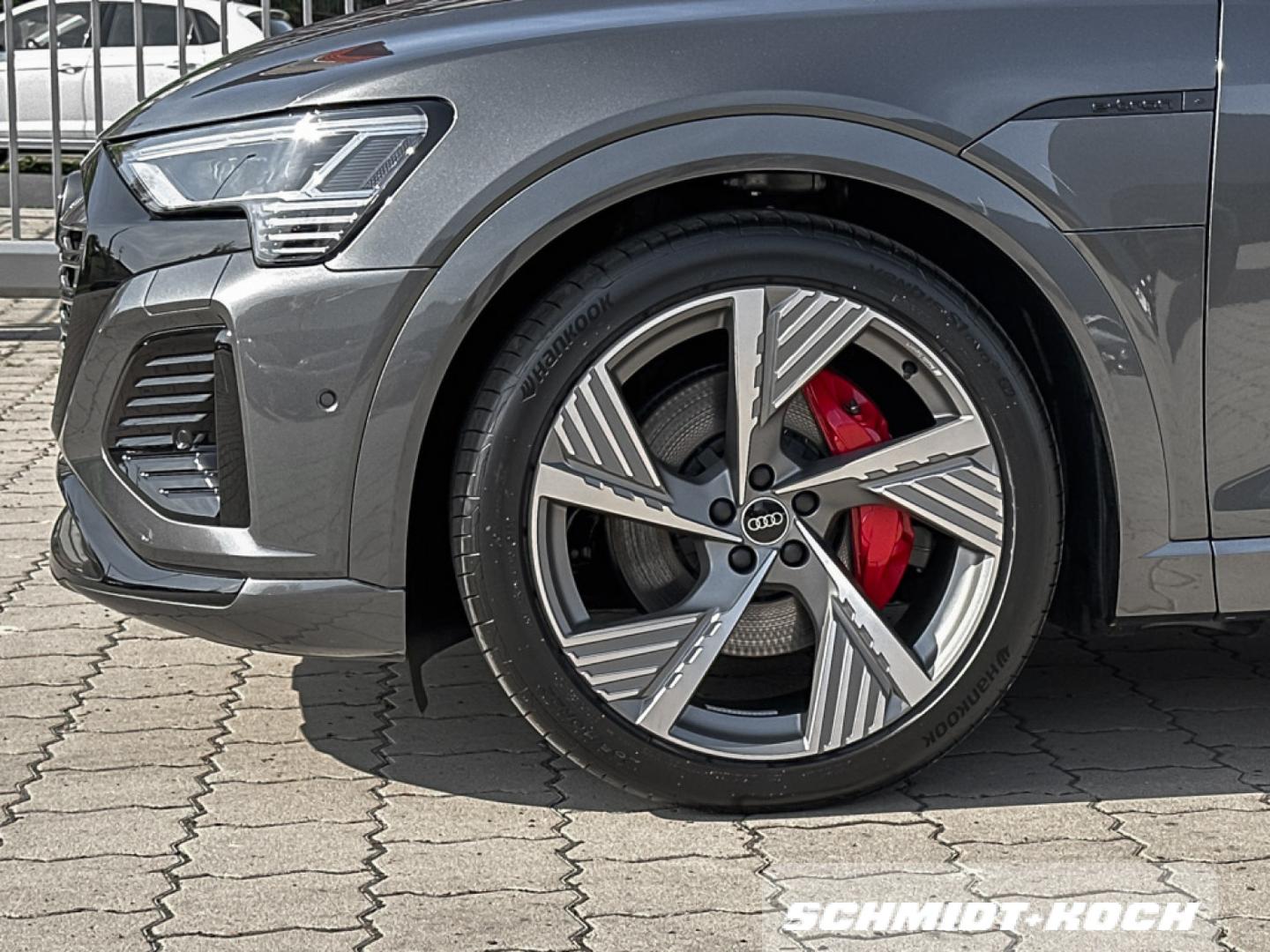 Image about Audi Q8 Sportback e-tron S line 55 e-tron quattro