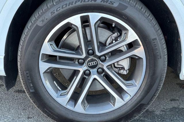 2025 Audi Q5 Premium - Photo 35