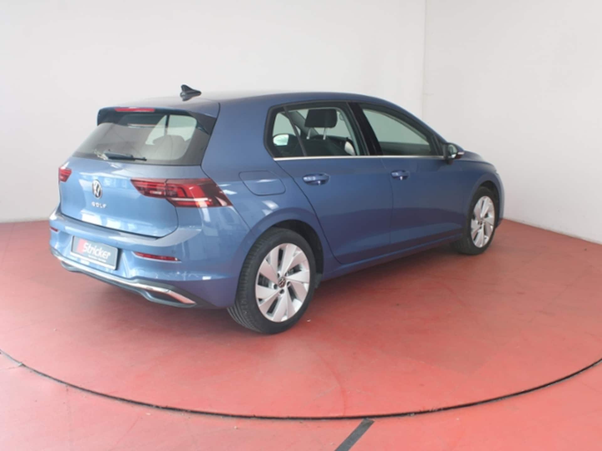 Volkswagen Golf Style