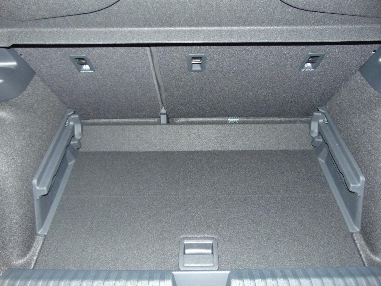 CUPRA Raval – Bild 12