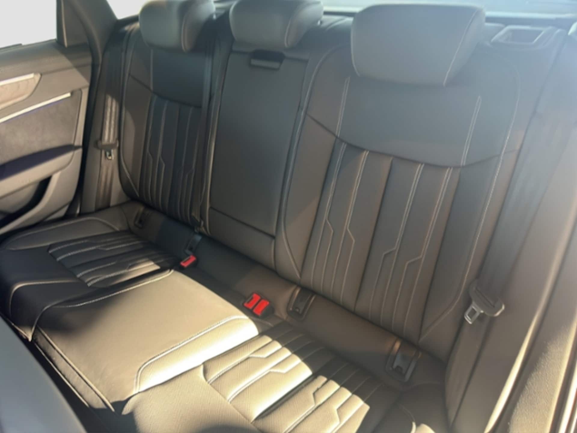 Audi S6 Avant
