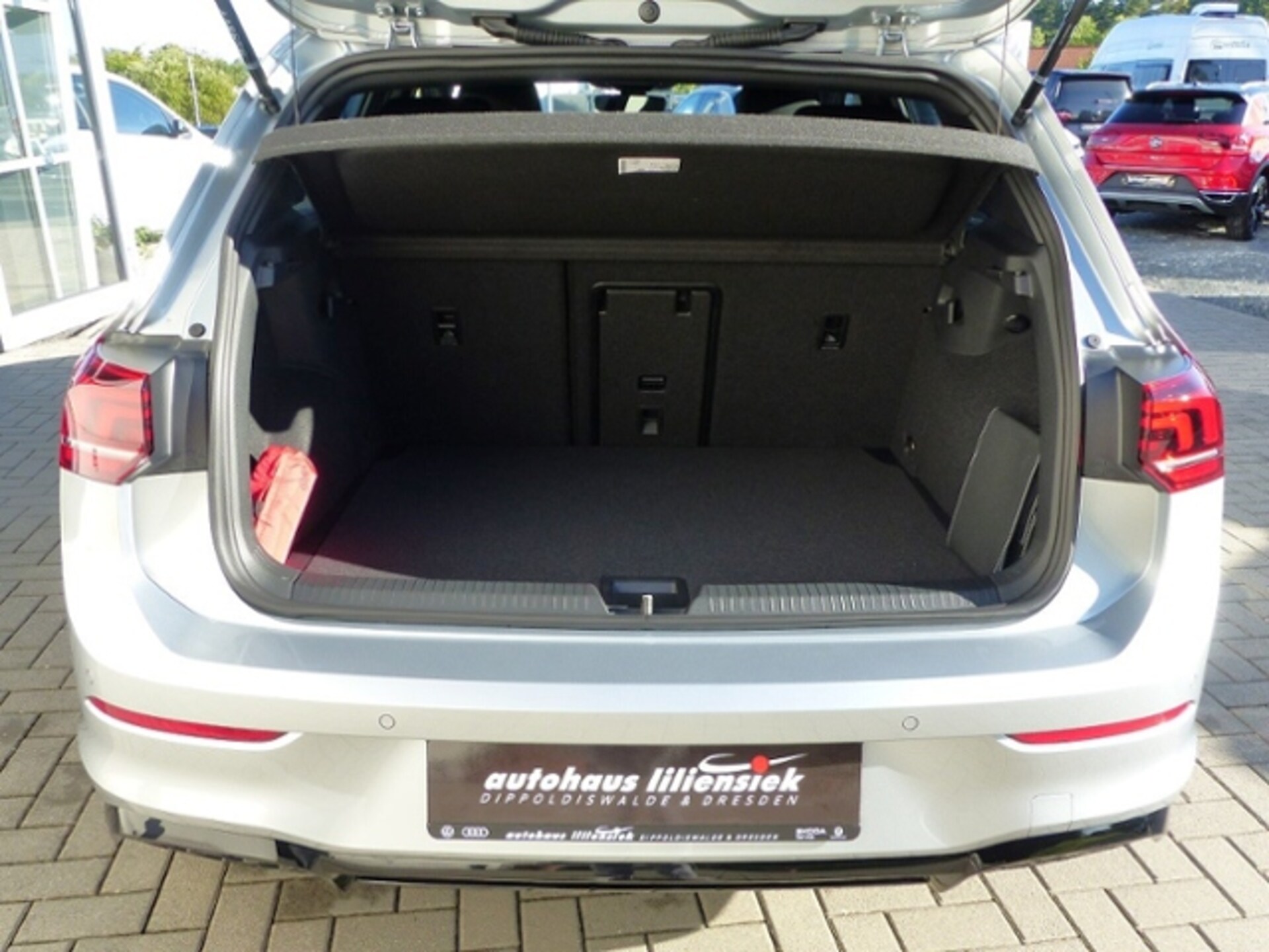 Volkswagen Golf R-Line