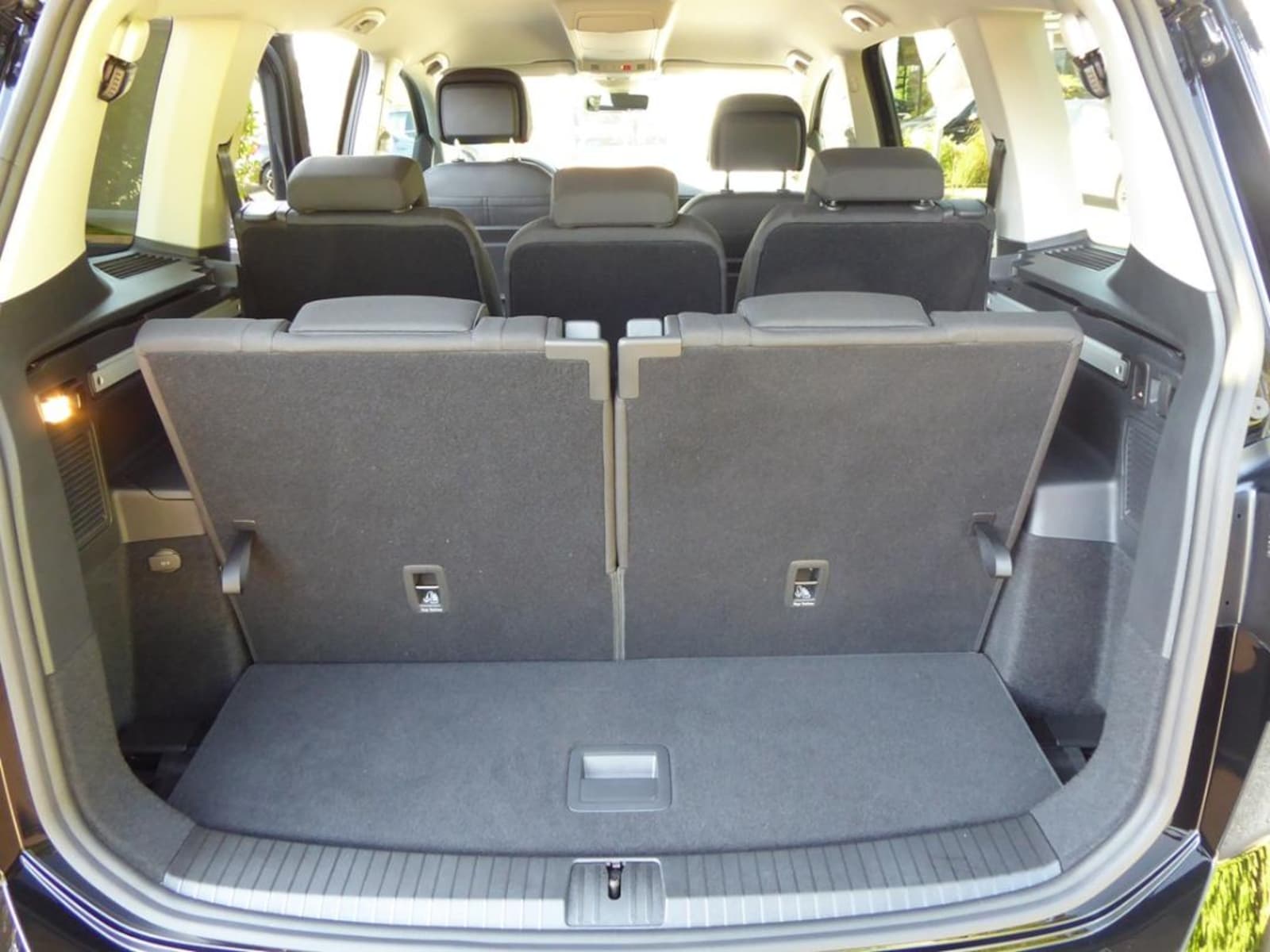 Volkswagen Touran – Bild 6