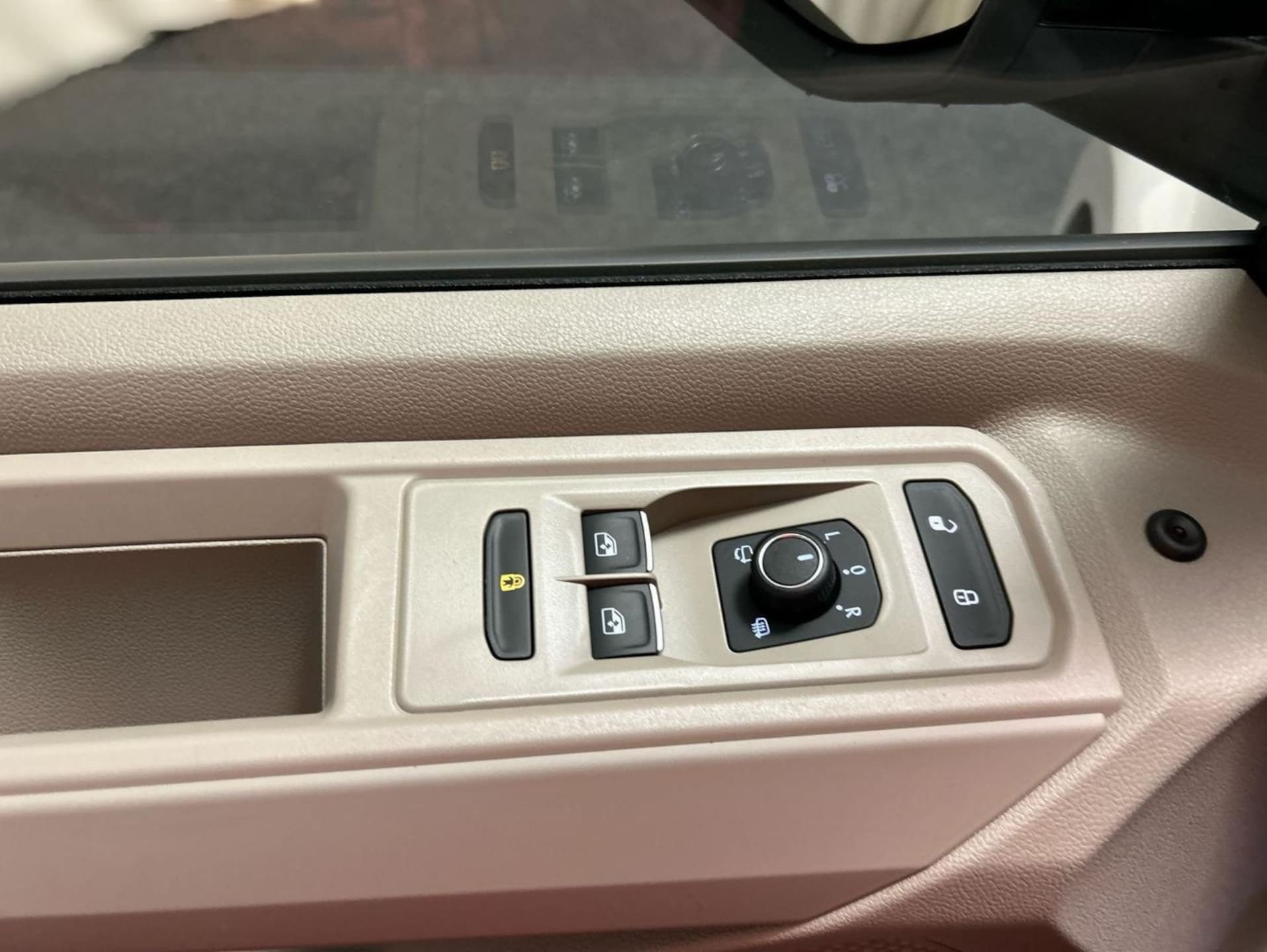 Volkswagen Multivan Life