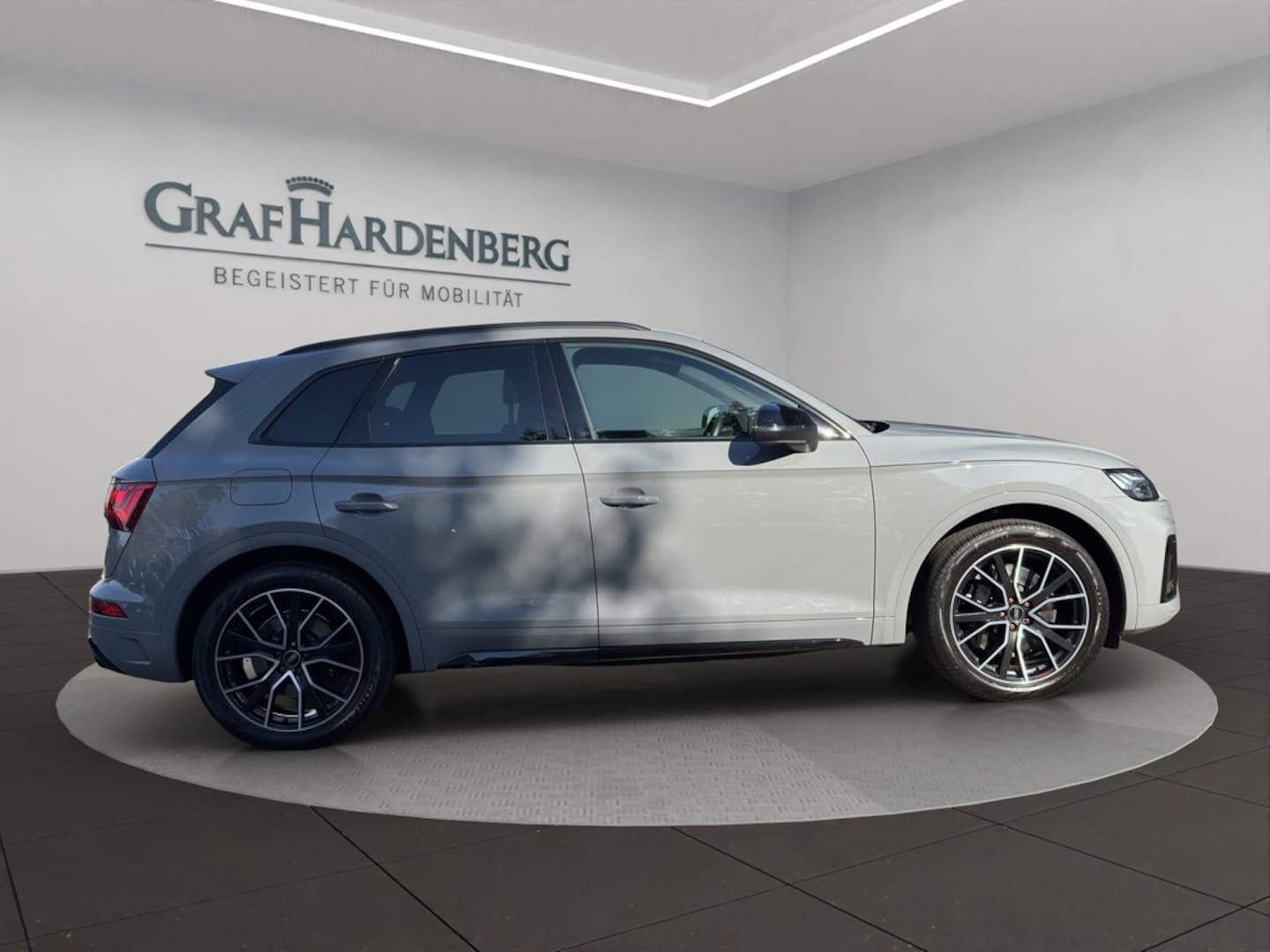 Bild über Audi SQ5 TDI tiptronic - für weitere Informationen kontaktieren Sie den Audi Partner