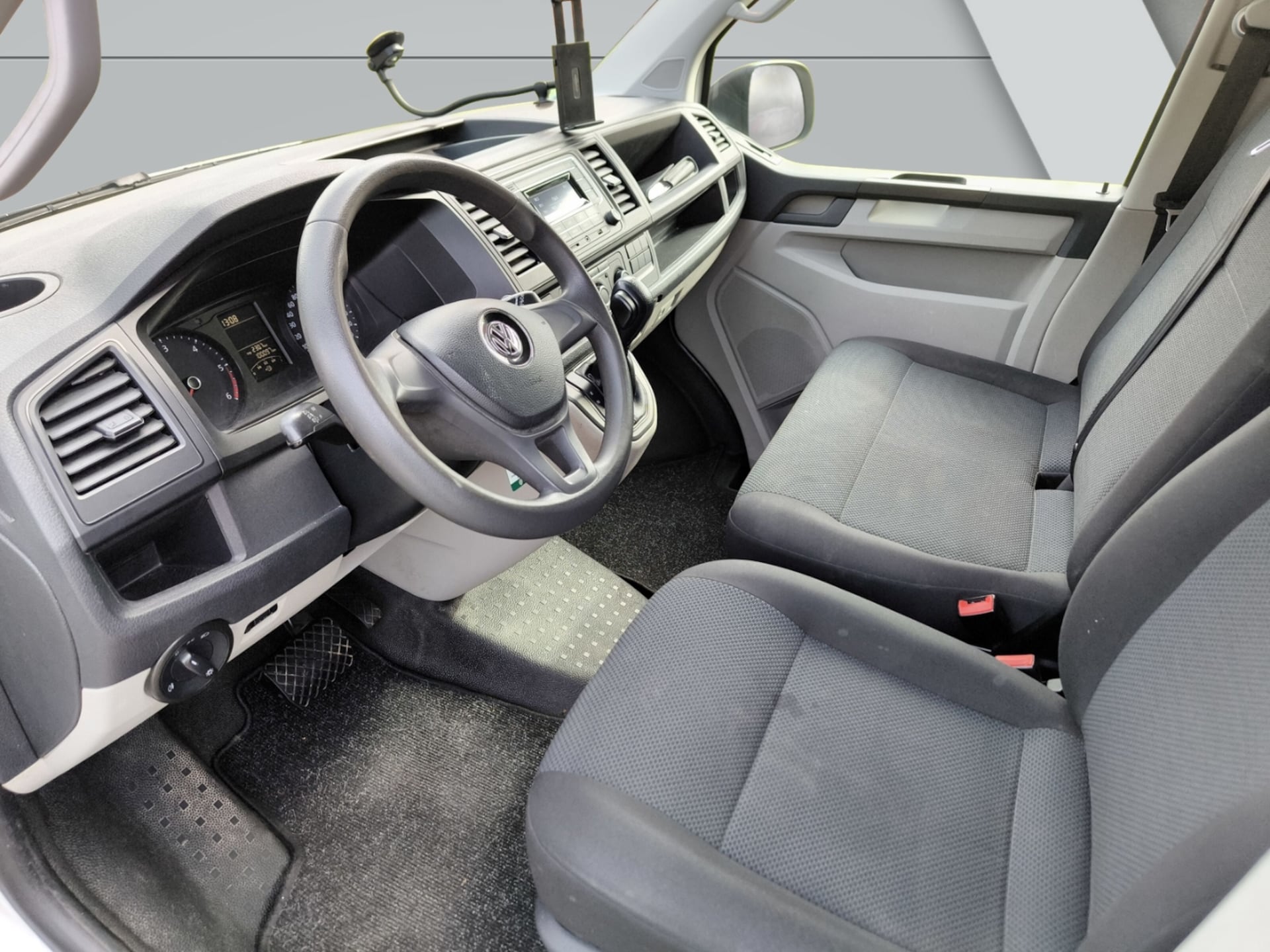 Volkswagen T6 Transporter Kasten kurzer Radstand