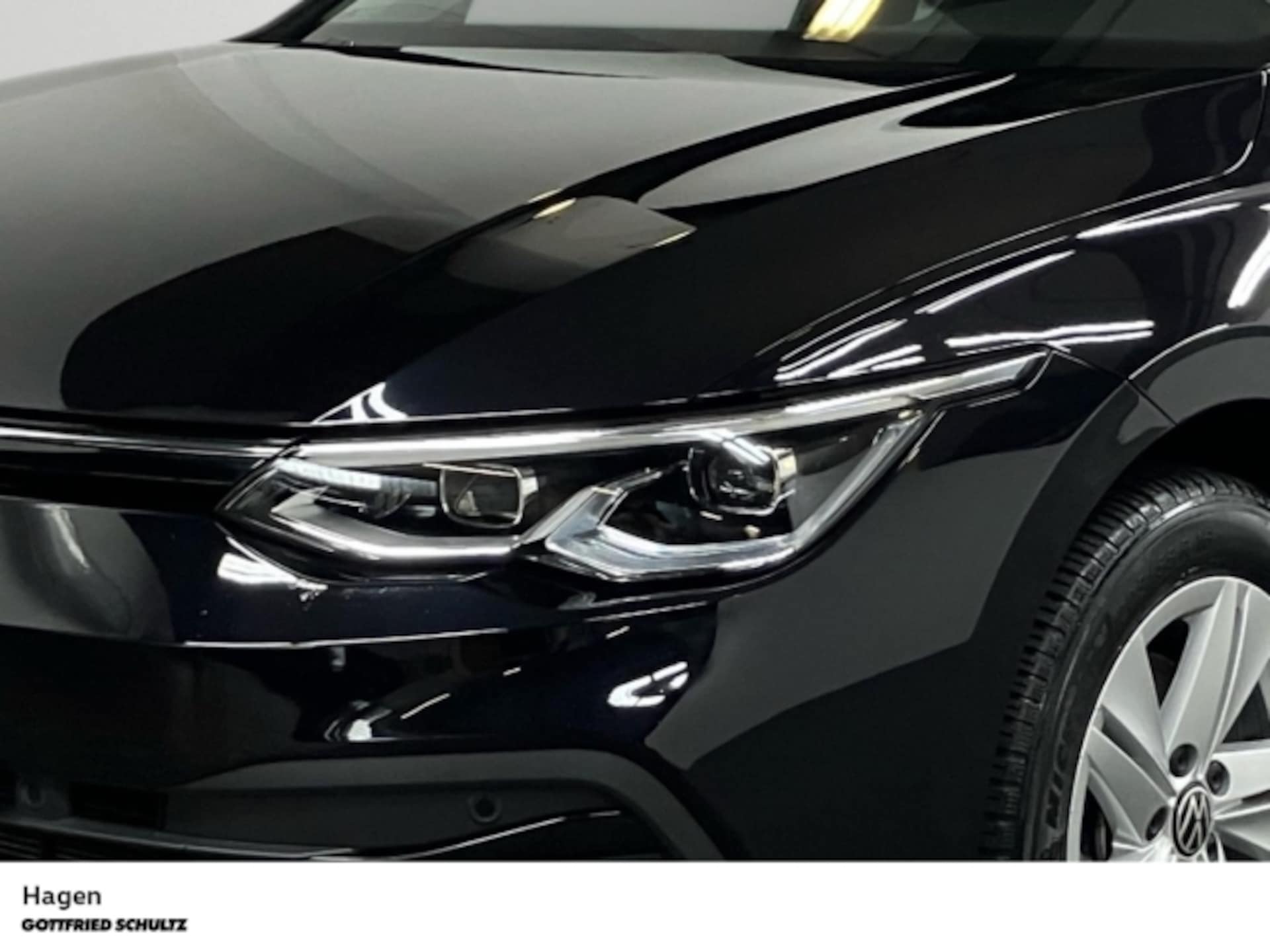 Volkswagen Golf Life