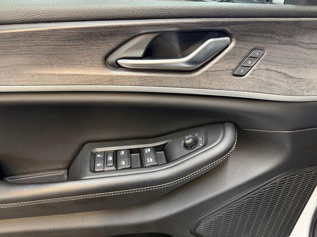 2023 Jeep Grand Cherokee Limited - Photo 29