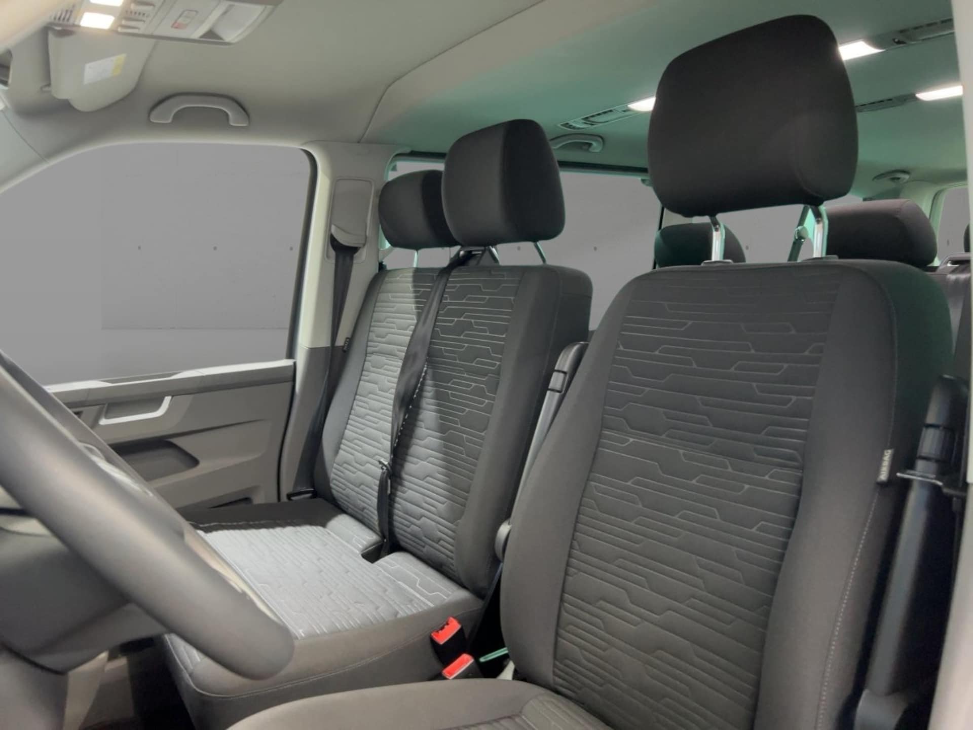 Volkswagen T6.1 Caravelle langer Radstand Comfortline
