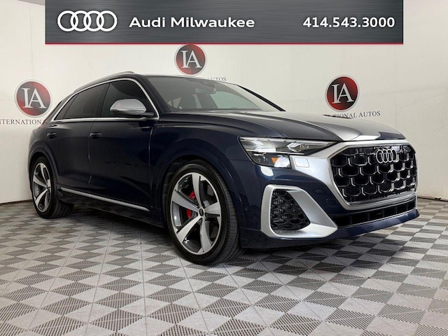 Photo of 2024 Audi SQ8