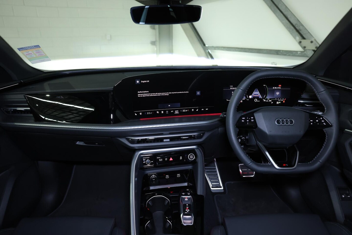 Image about Audi Q5 SUV e-hybrid quattro S tronic