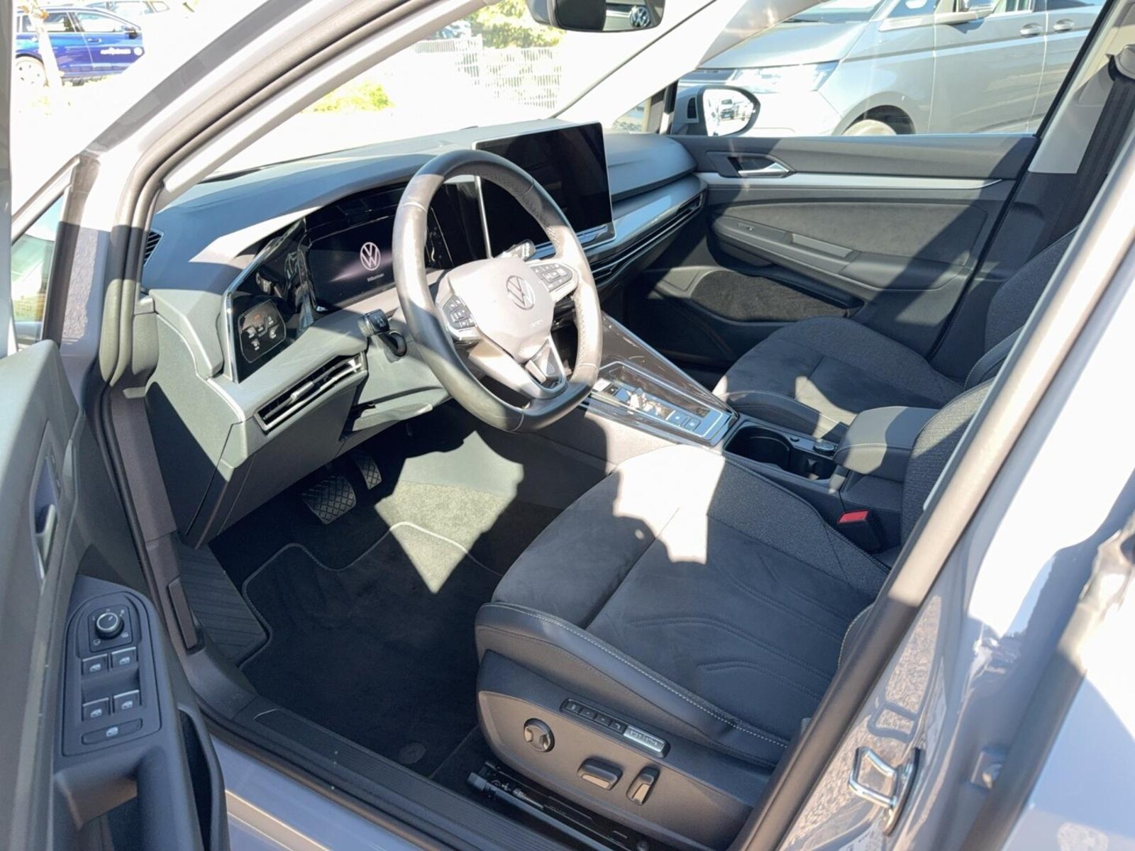 Volkswagen Golf Variant – Bild 10
