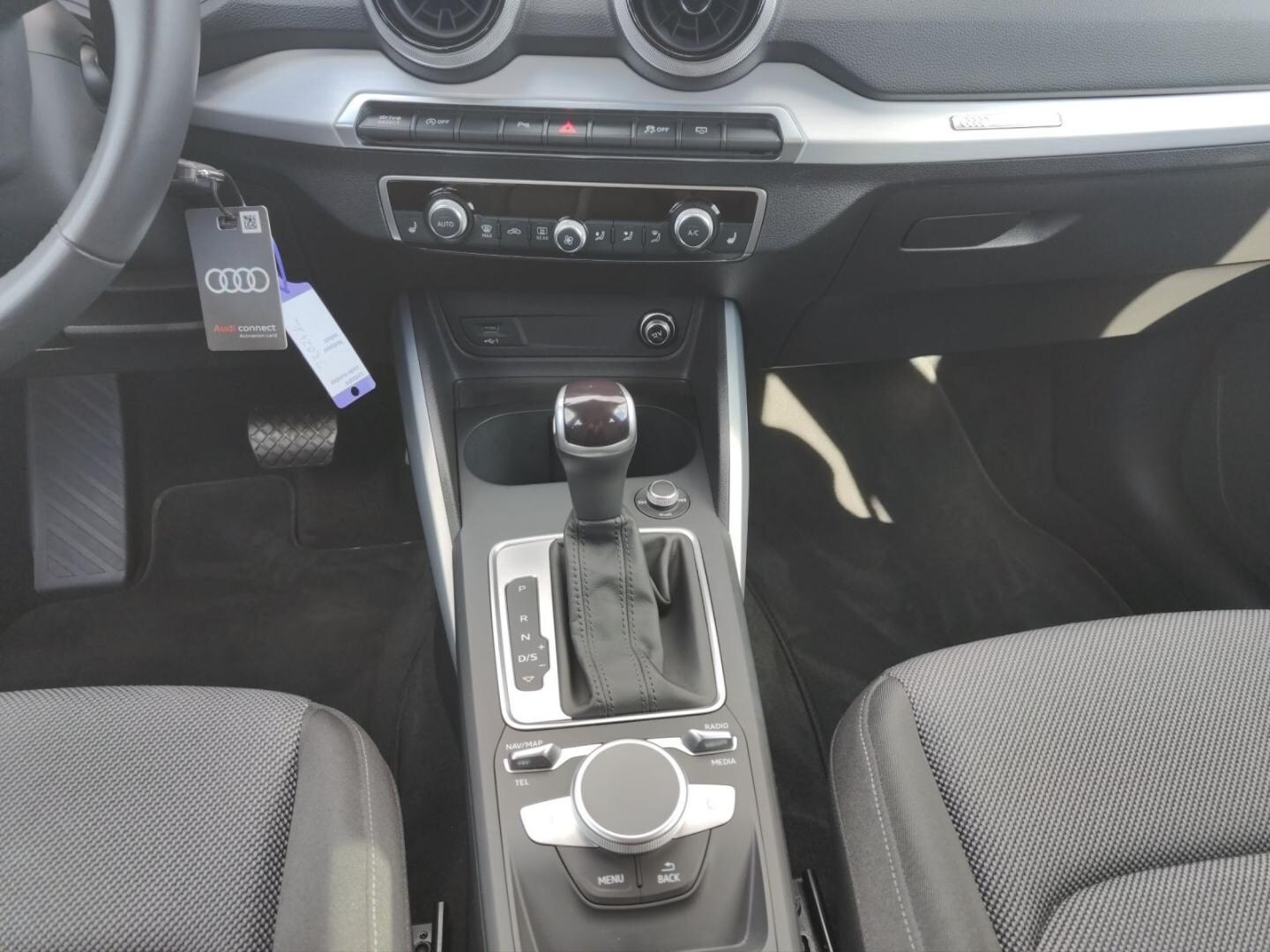 Bild über Audi Q2 advanced 35 TFSI S tronic - für weitere Informationen kontaktieren Sie den Audi Partner
