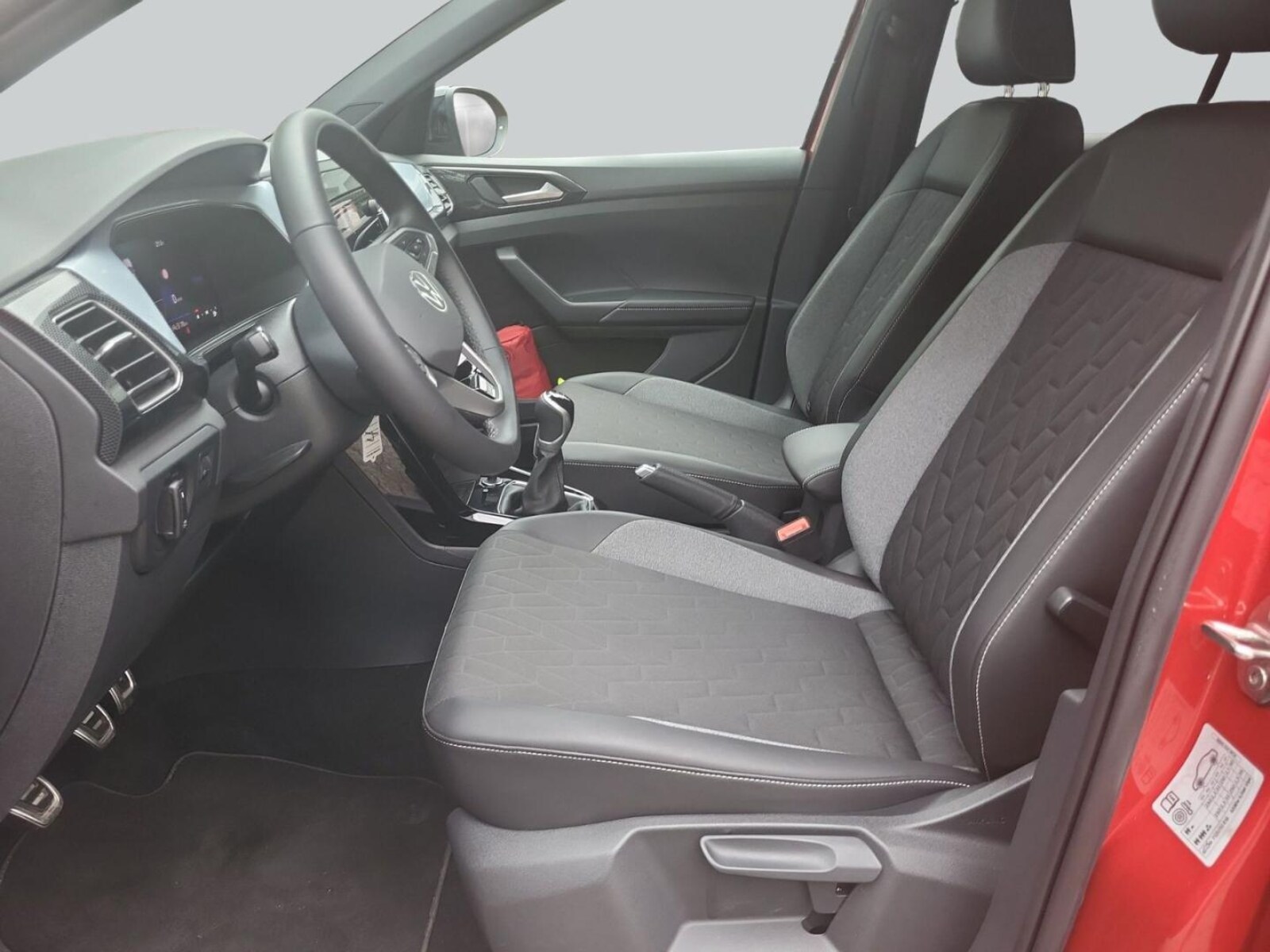 Volkswagen T-Cross – Bild 10
