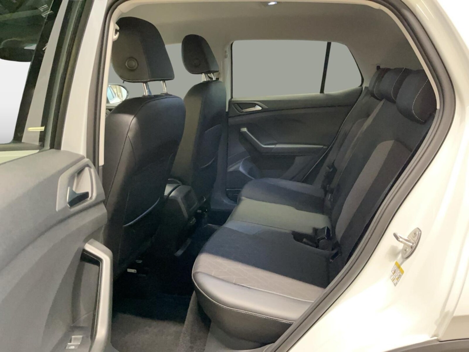 Volkswagen T-Cross – Bild 11