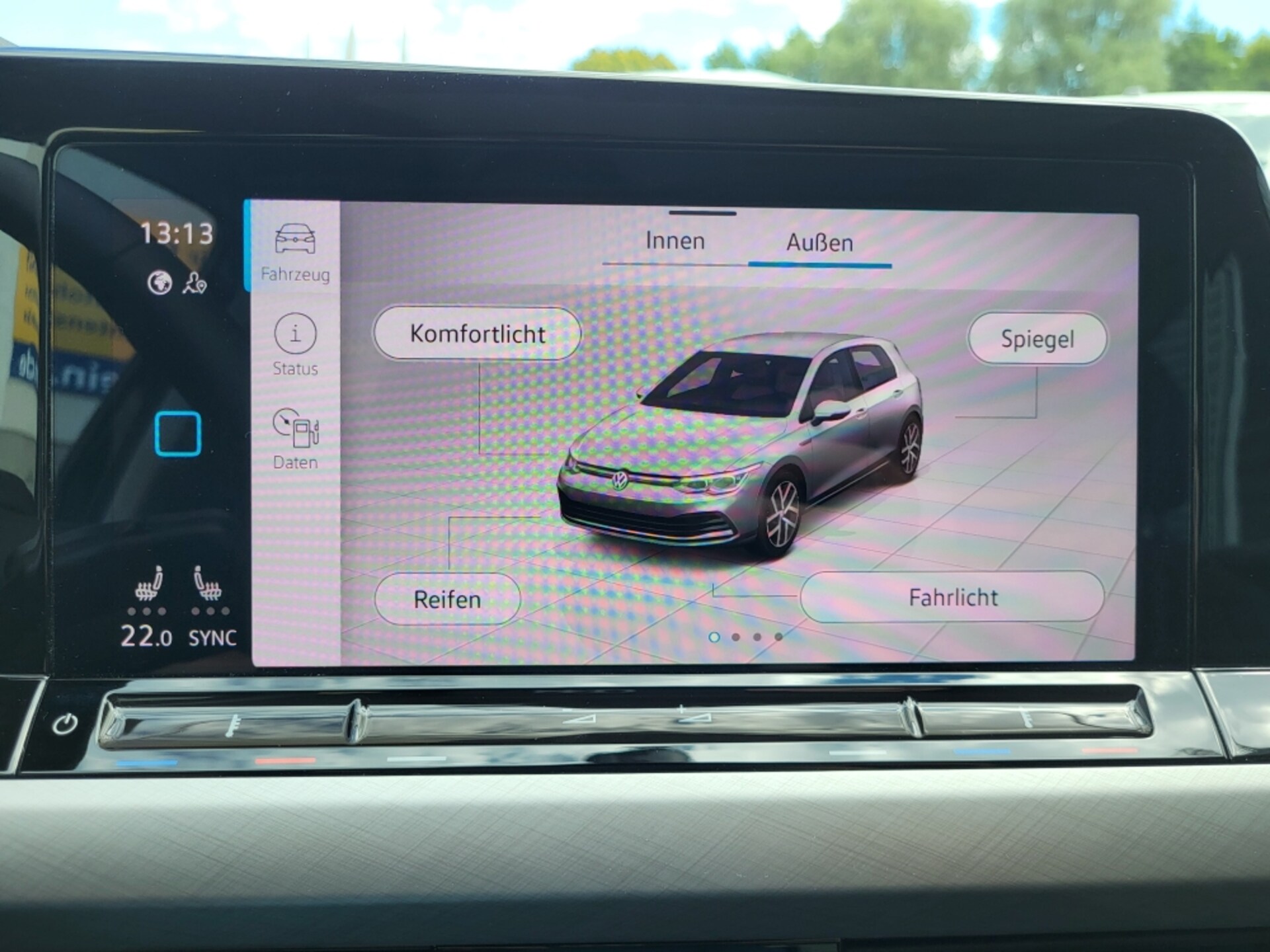 Volkswagen Golf Life