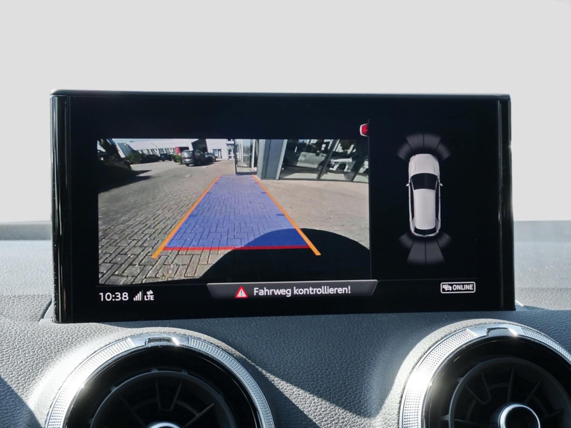 Audi Q2 S line