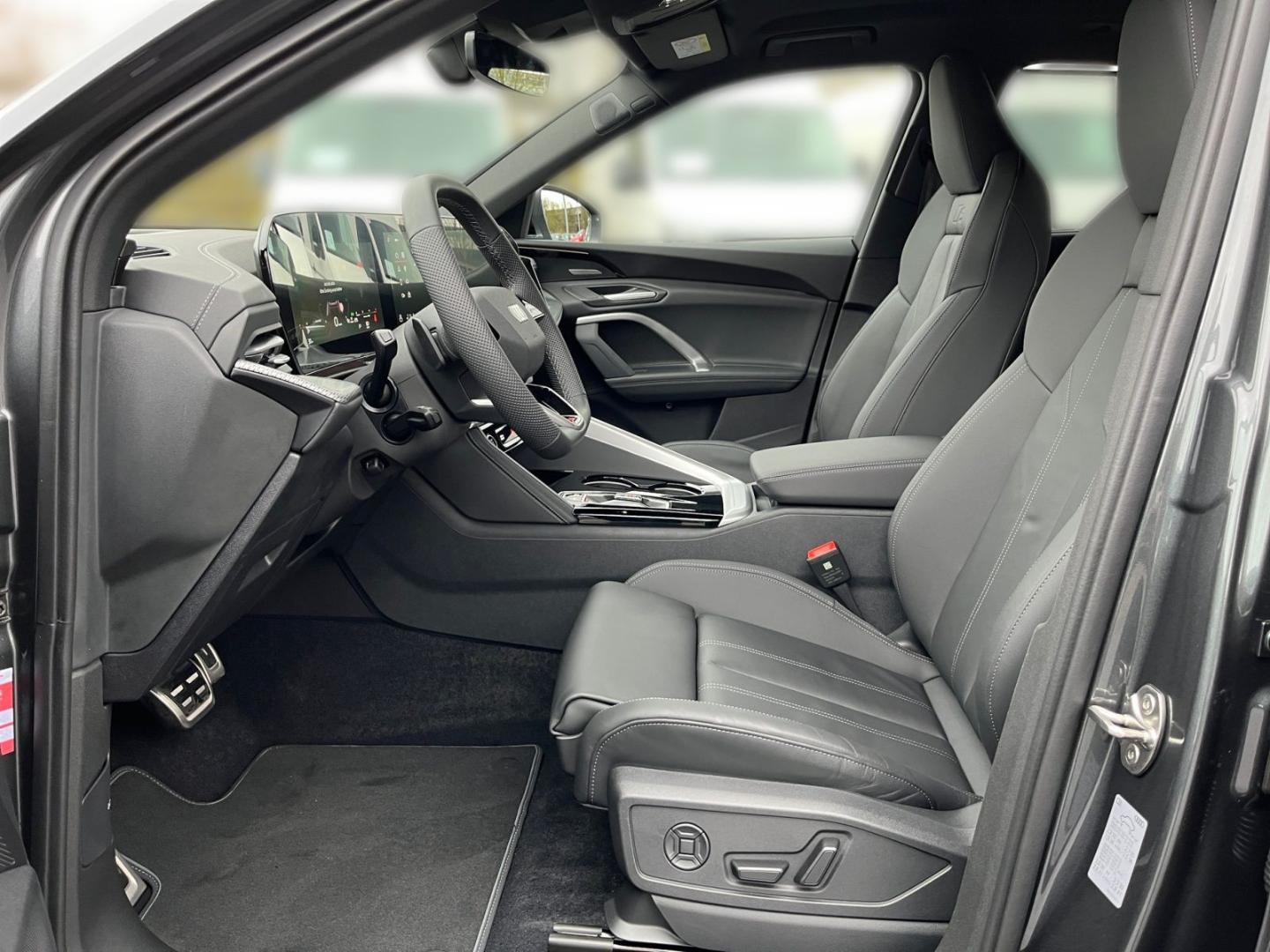 Image about Audi Q5 SUV TDI quattro 150 kW S tronic