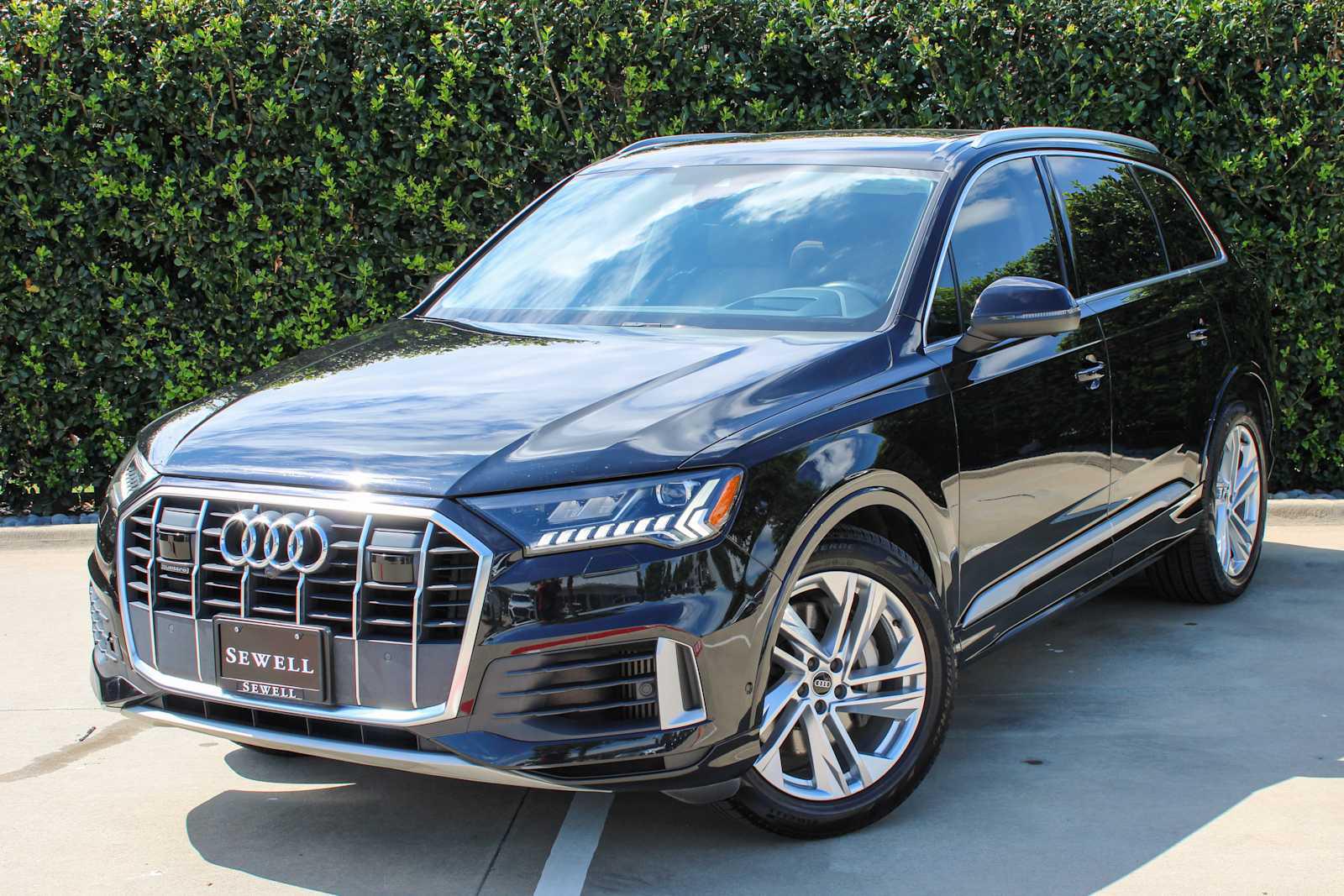 2020 Audi Q7 55 Prestige quattro Tiptronic's photo