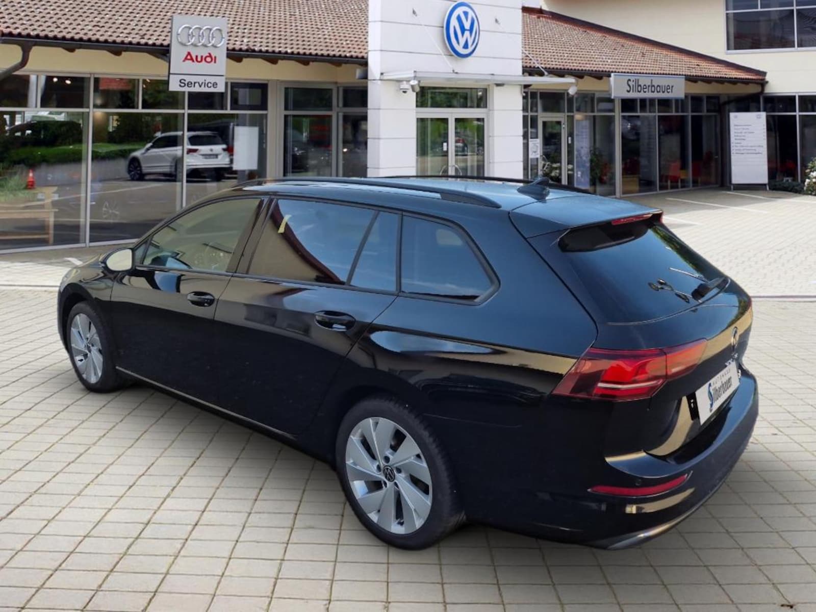 Volkswagen Golf Variant – Bild 2
