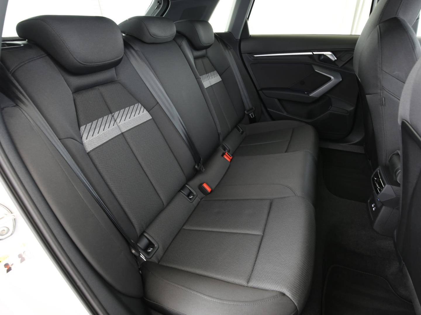 Bild über Audi A3 Sportback TFSI e 40 TFSI e S tronic - für weitere Informationen kontaktieren Sie den Audi Partner