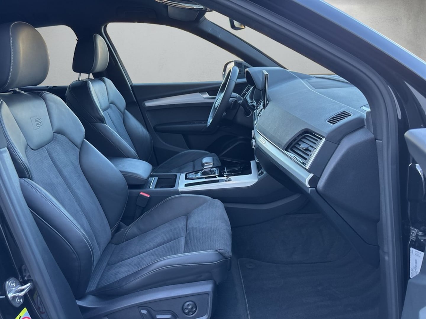 Bild über Audi Q5 40 TDI quattro S tronic - für weitere Informationen kontaktieren Sie den Audi Partner
