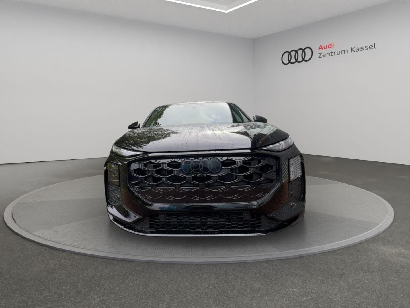 Bild über Audi Q3 Sportback TFSI 110 kW S tronic - für weitere Informationen kontaktieren Sie den Audi Partner