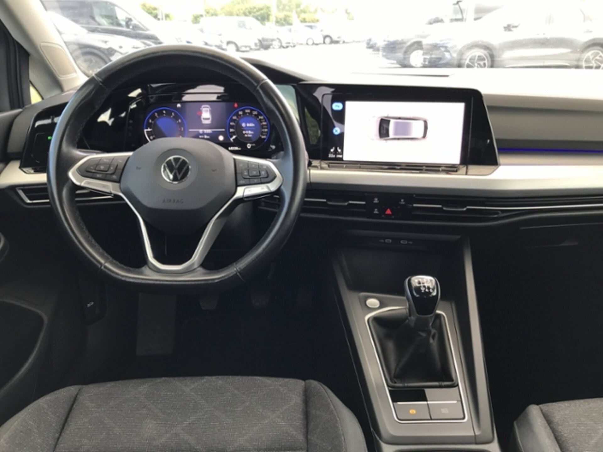 Volkswagen Golf Variant Life