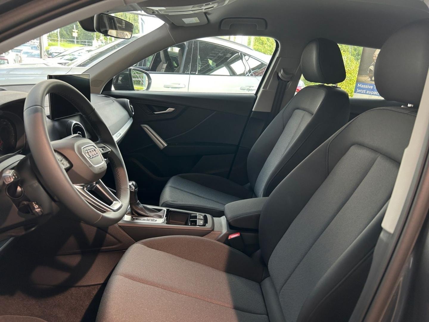 Bild über Audi Q2 S line 35 TFSI S tronic - für weitere Informationen kontaktieren Sie den Audi Partner