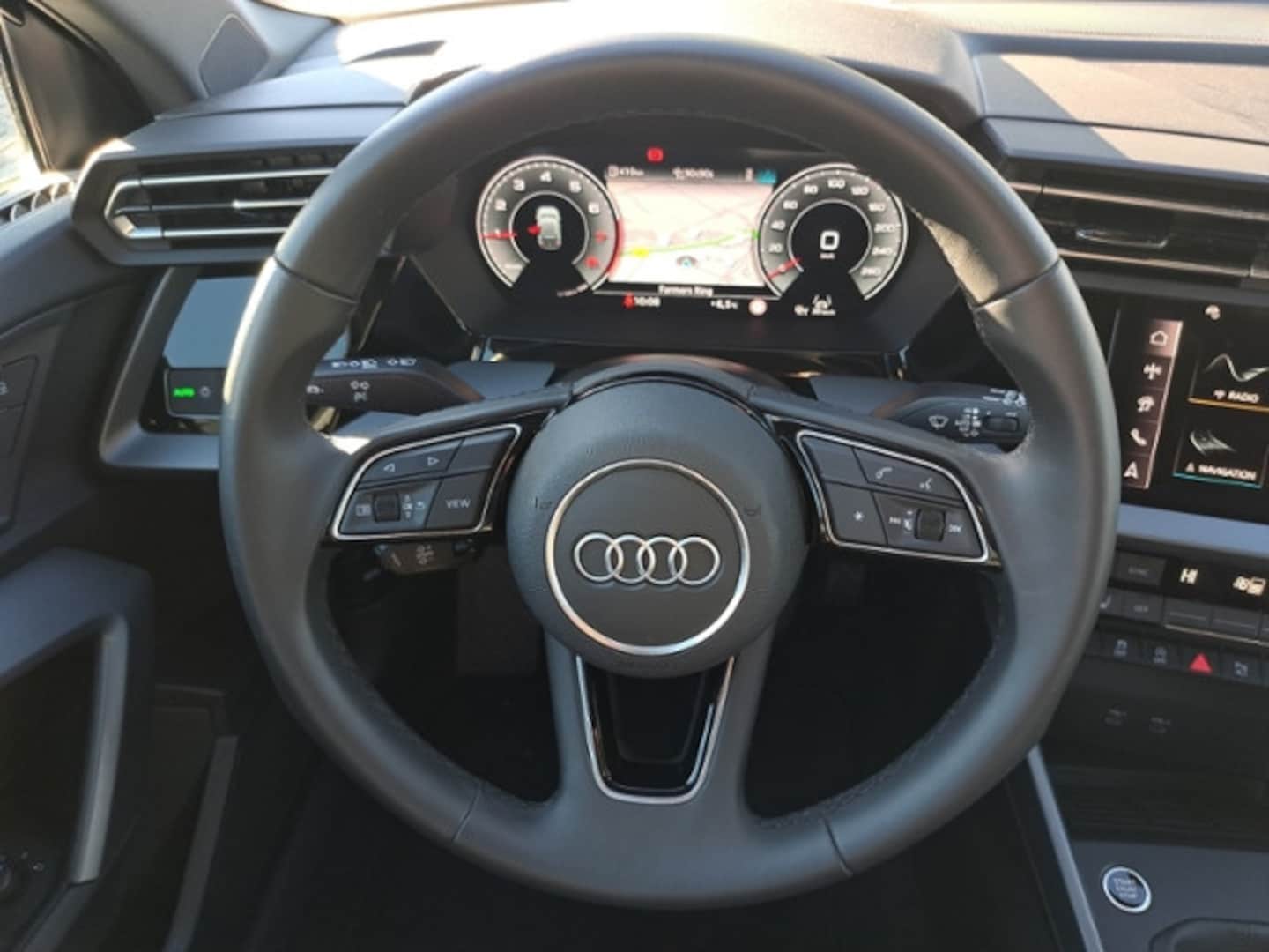 Bild über Audi A3 Sportback TFSI Schaltgetriebe - für weitere Informationen kontaktieren Sie den Audi Partner